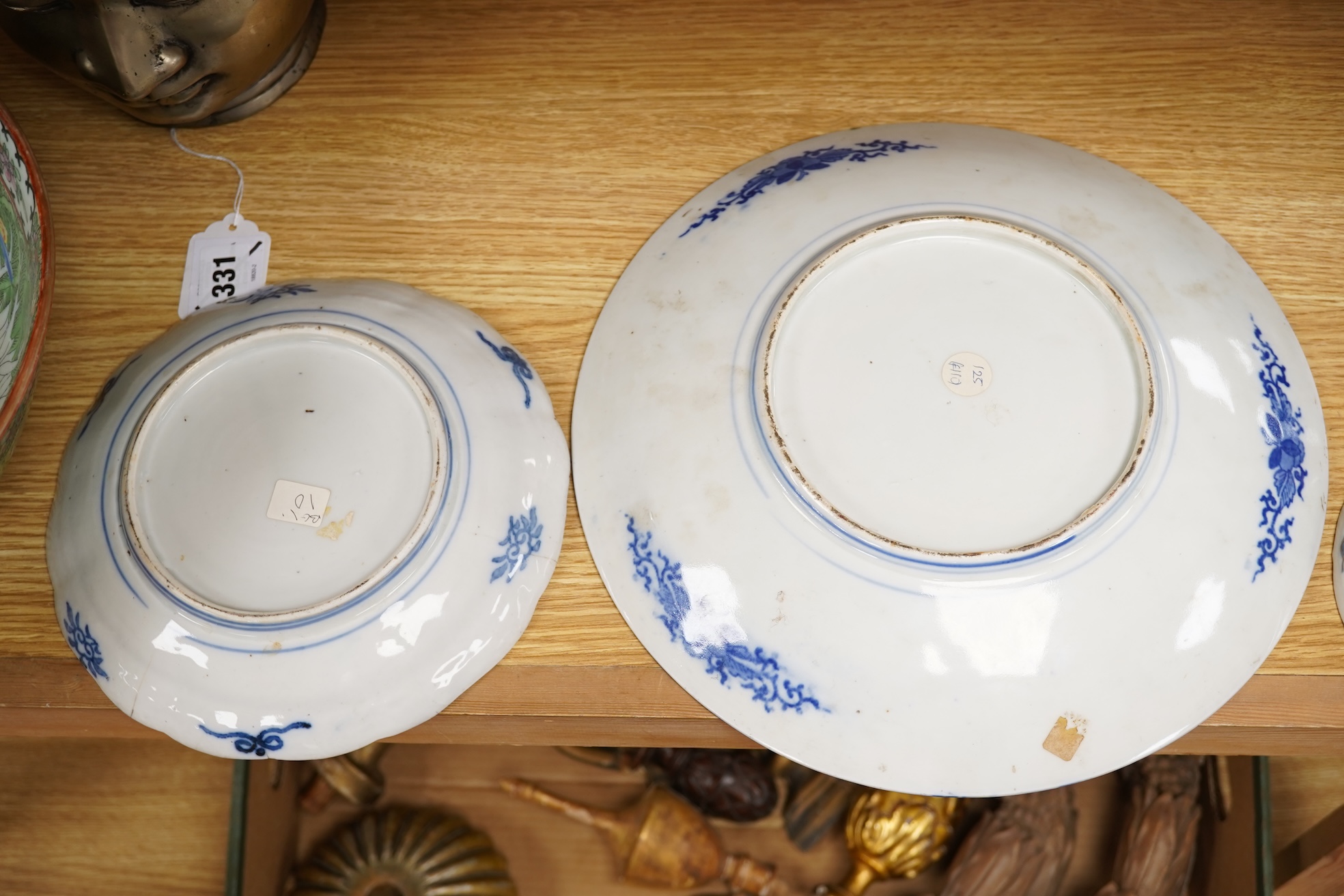 Three Japanese Imari dishes, largest 30.5cm